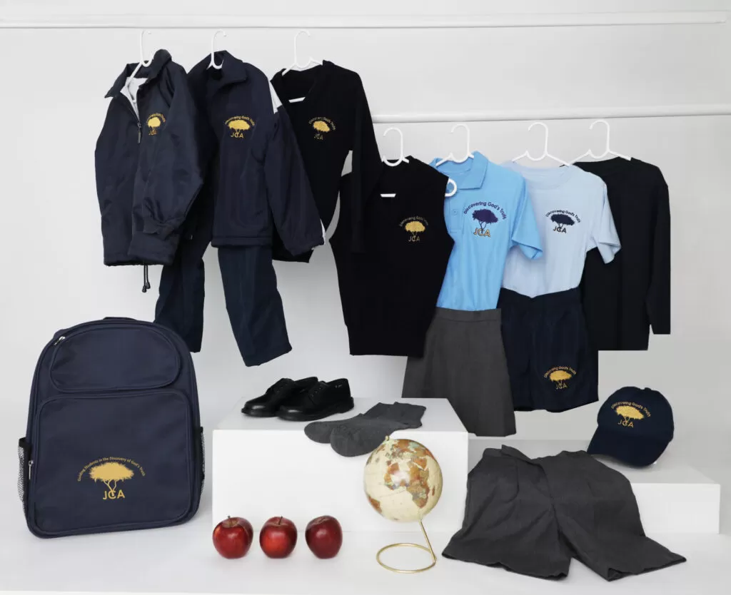 4. uniform 1024x834